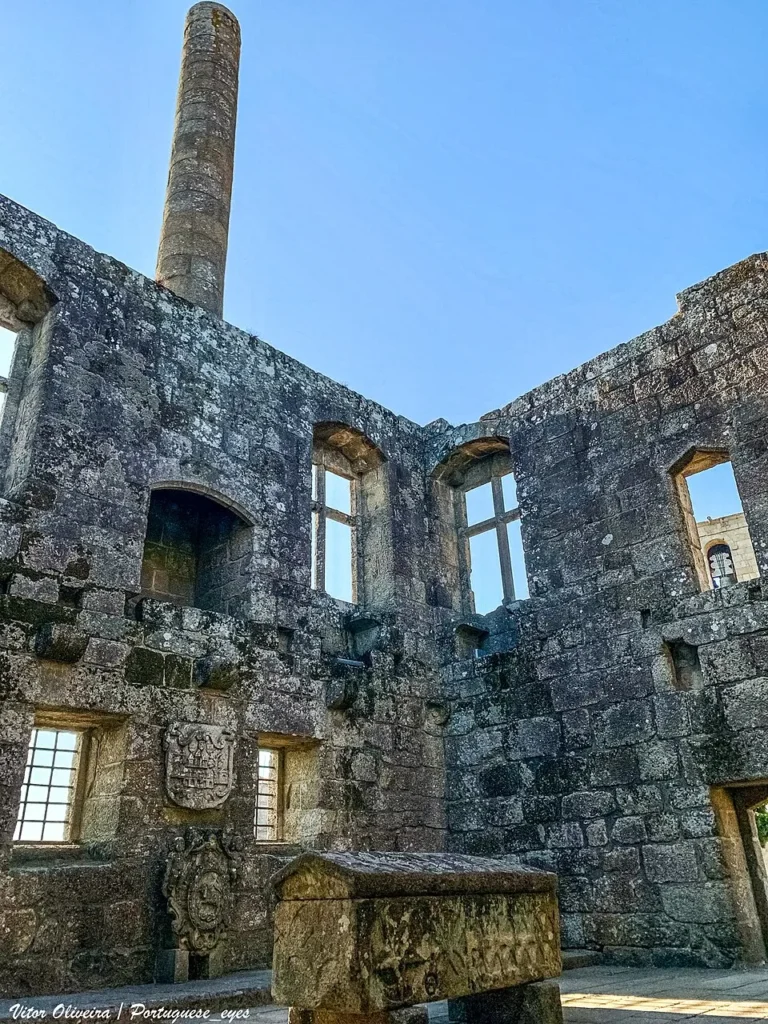 Ruins of the Paço dos Condes de Barcelos.