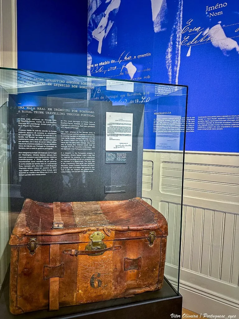 Historical trunk displayed inside the Museu Aristides de Sousa Mendes
