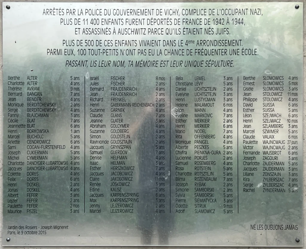 Plaque to deported Jewish children in Jardin des Rosiers - Joseph Migneret.